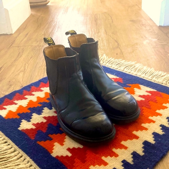 Doc martens black real leather chelsea boots without yellow stitch and with tabs - Picture 1 of 4